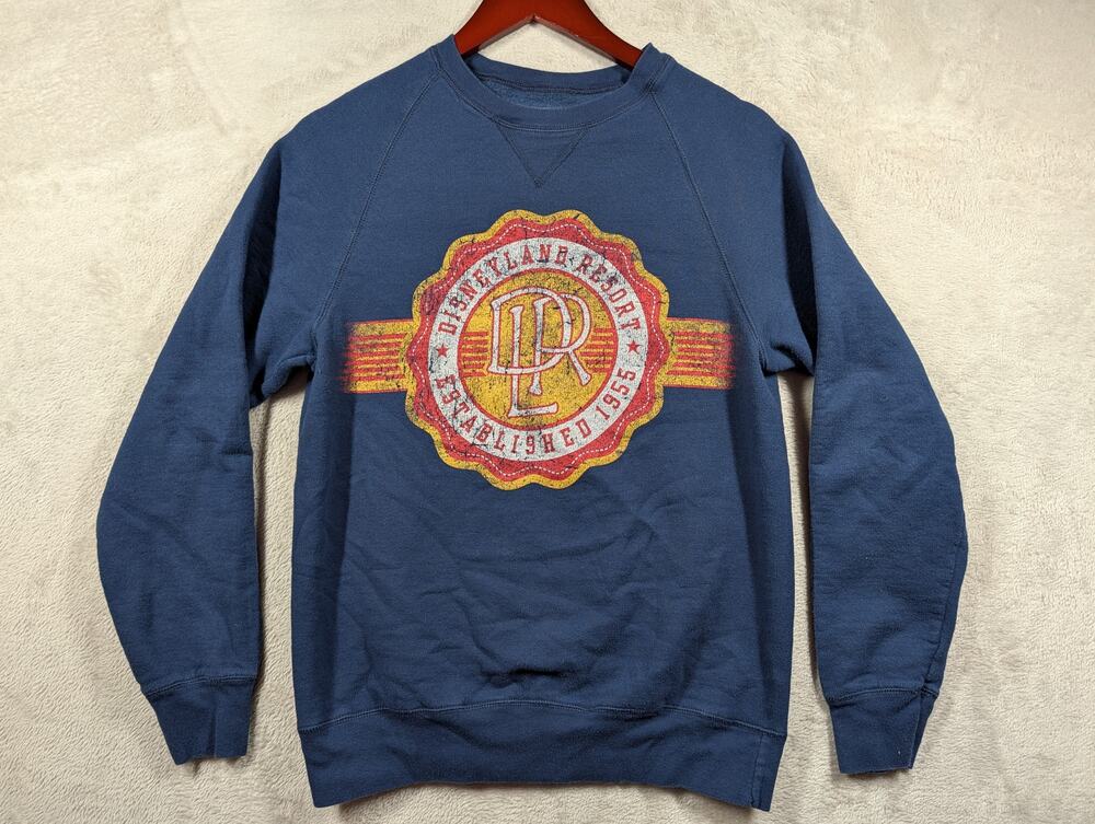 Disneyland DLR Distressed Logo Crewneck Navy Blue Sweatshirt Size SMALL Hanes